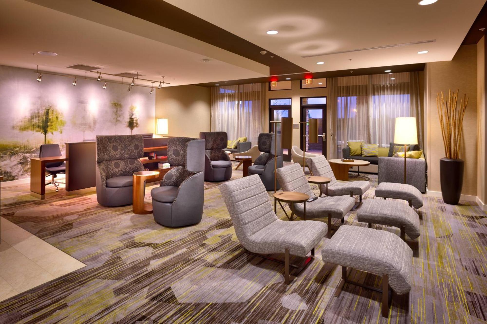 Courtyard By Marriott Phoenix Mesa Gateway Airport Екстериор снимка