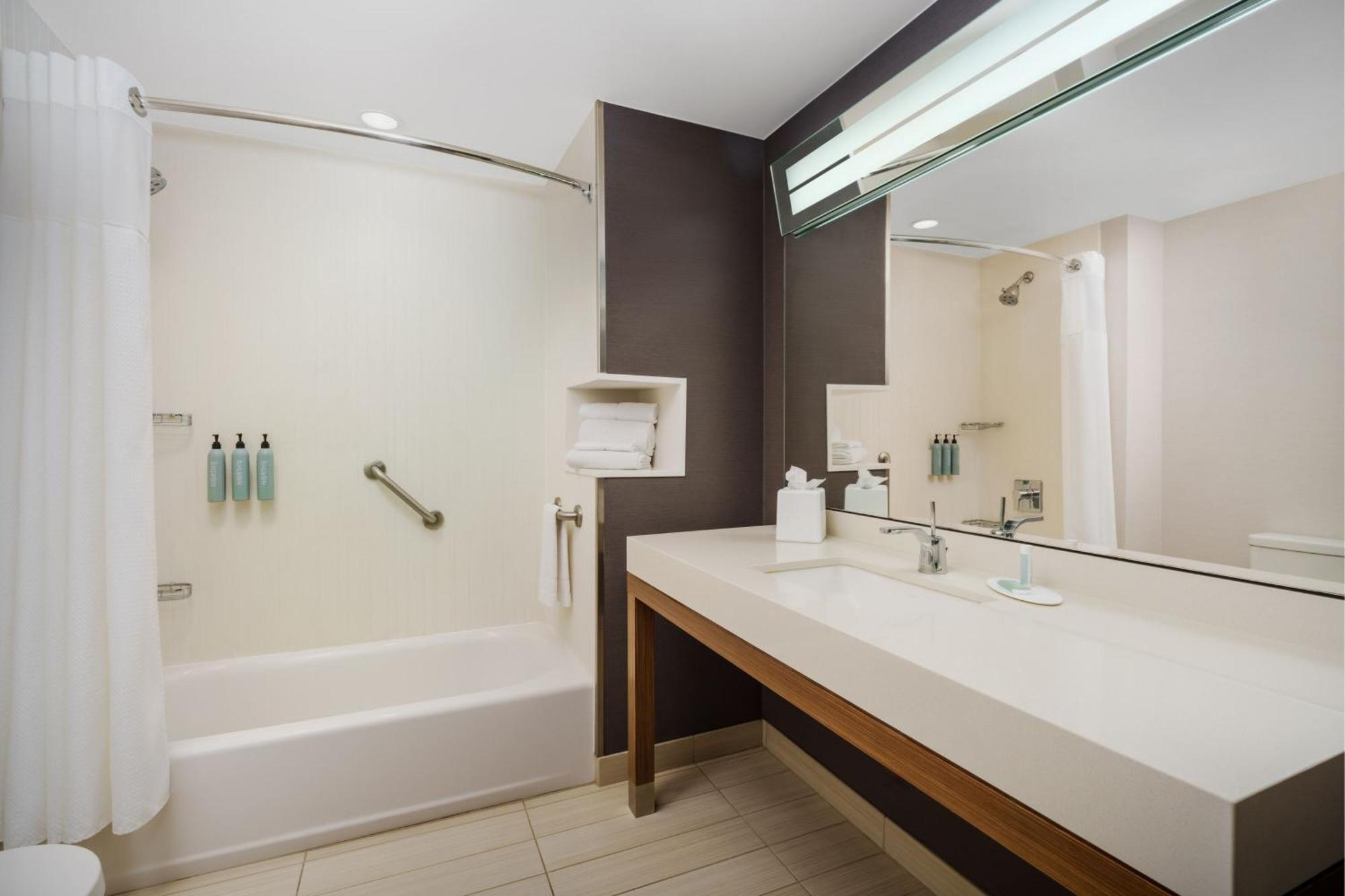 Courtyard By Marriott Phoenix Mesa Gateway Airport Екстериор снимка
