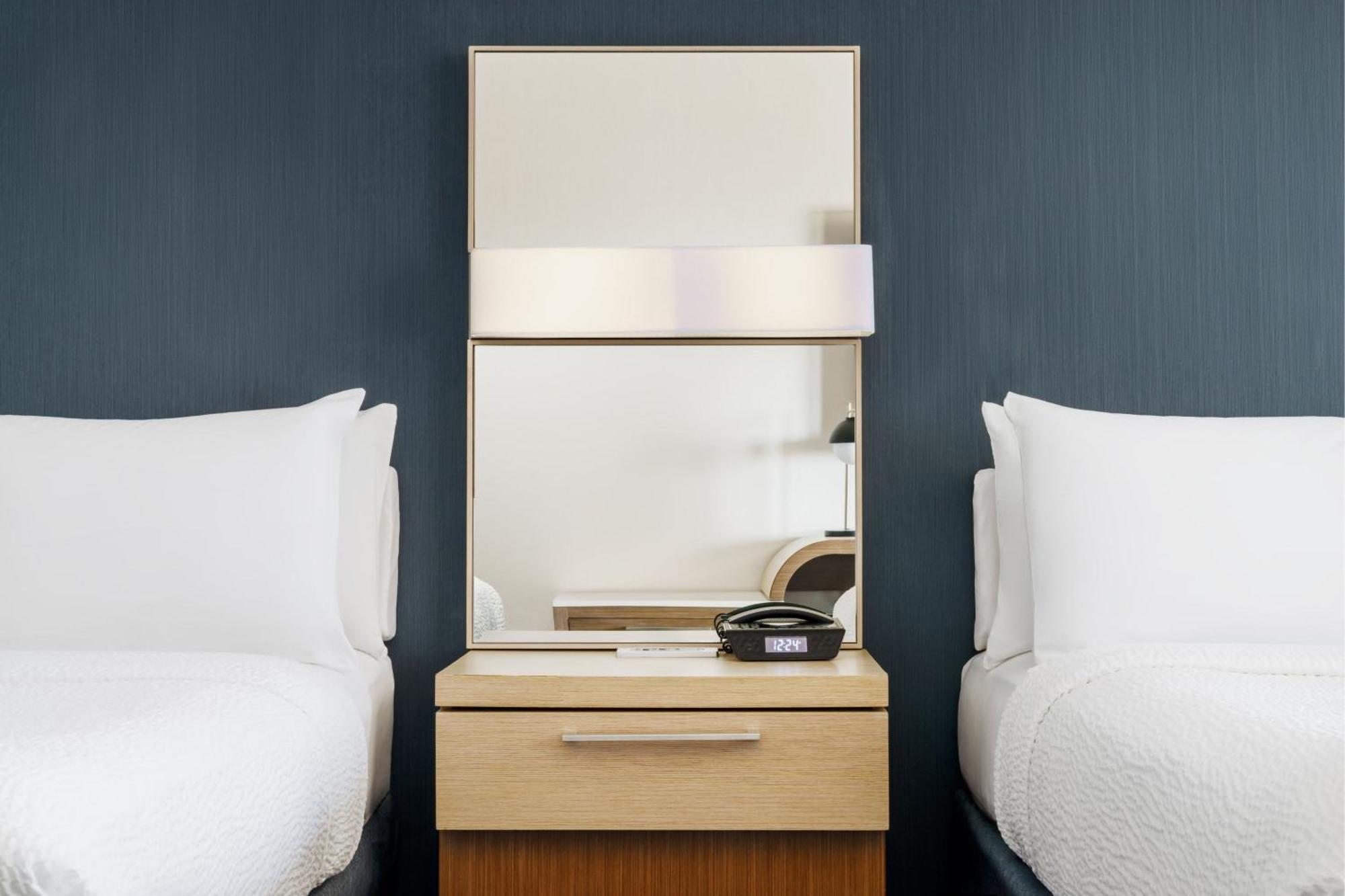 Courtyard By Marriott Phoenix Mesa Gateway Airport Екстериор снимка