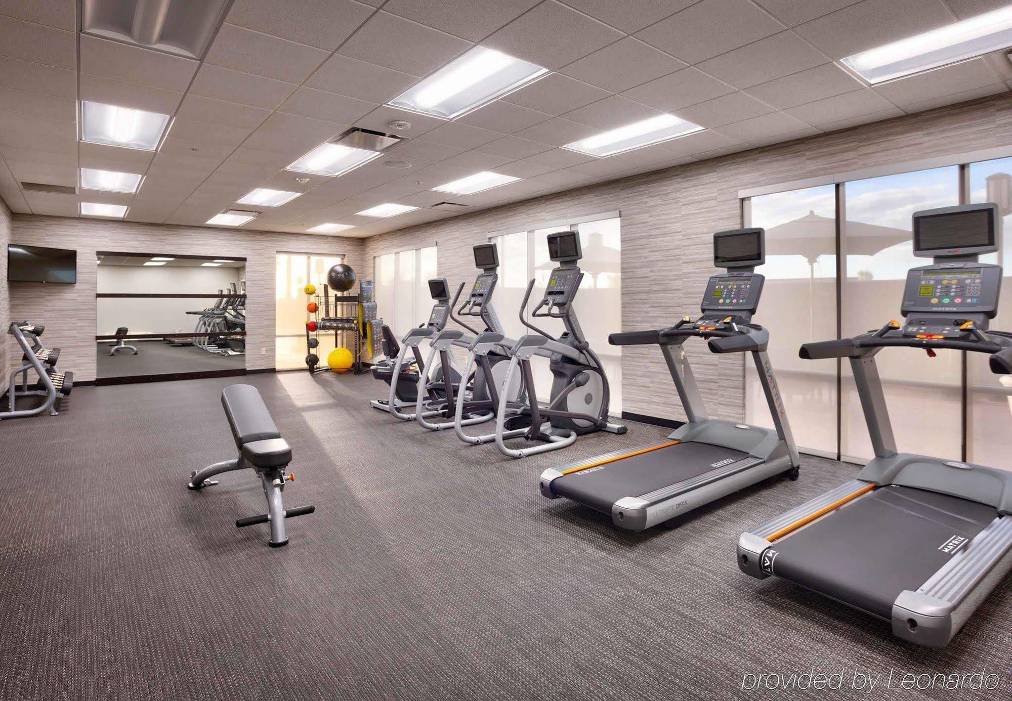 Courtyard By Marriott Phoenix Mesa Gateway Airport Екстериор снимка