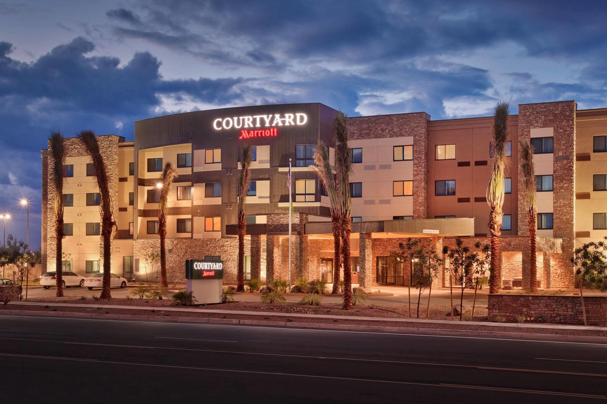 Courtyard By Marriott Phoenix Mesa Gateway Airport Екстериор снимка